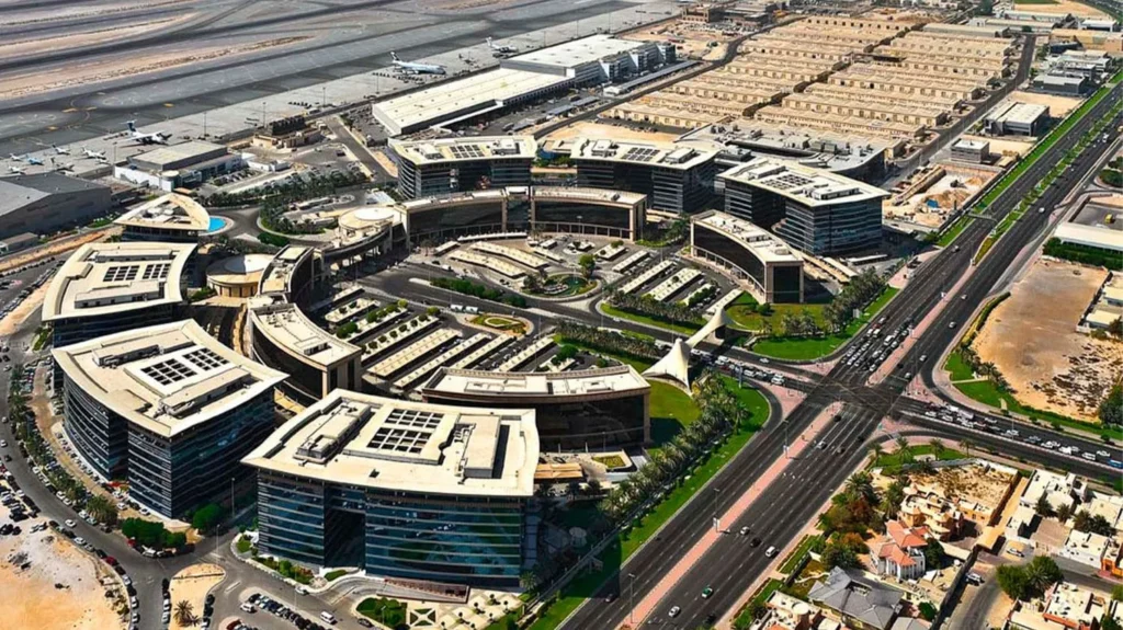 investor residence in Dubai-Setting Up a Company in a Dubai Free Zone-إتقان لتأسيس الشركات وتطوير الأعمال - ITQAN