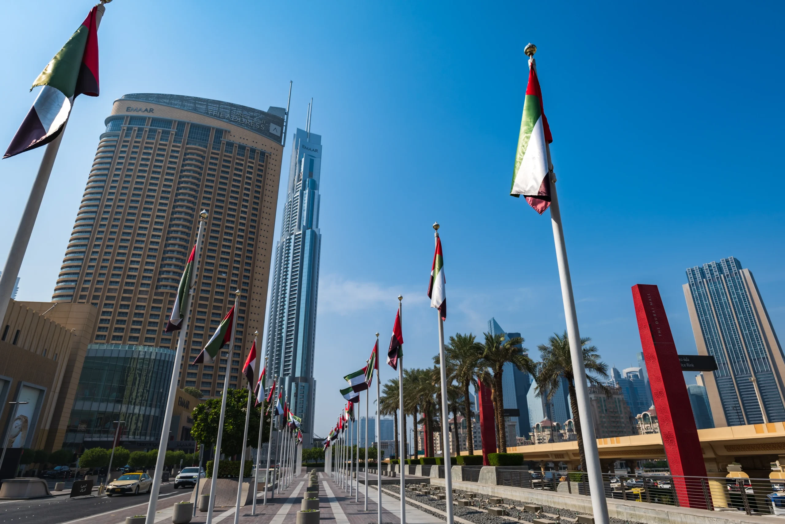 Dubai Mainland vs Free Zone-Investor Residence In Dubai-إتقان لتأسيس الشركات وتطوير الأعمال - ITQAN